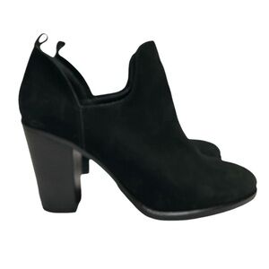 Vince Camuto Federa 9M